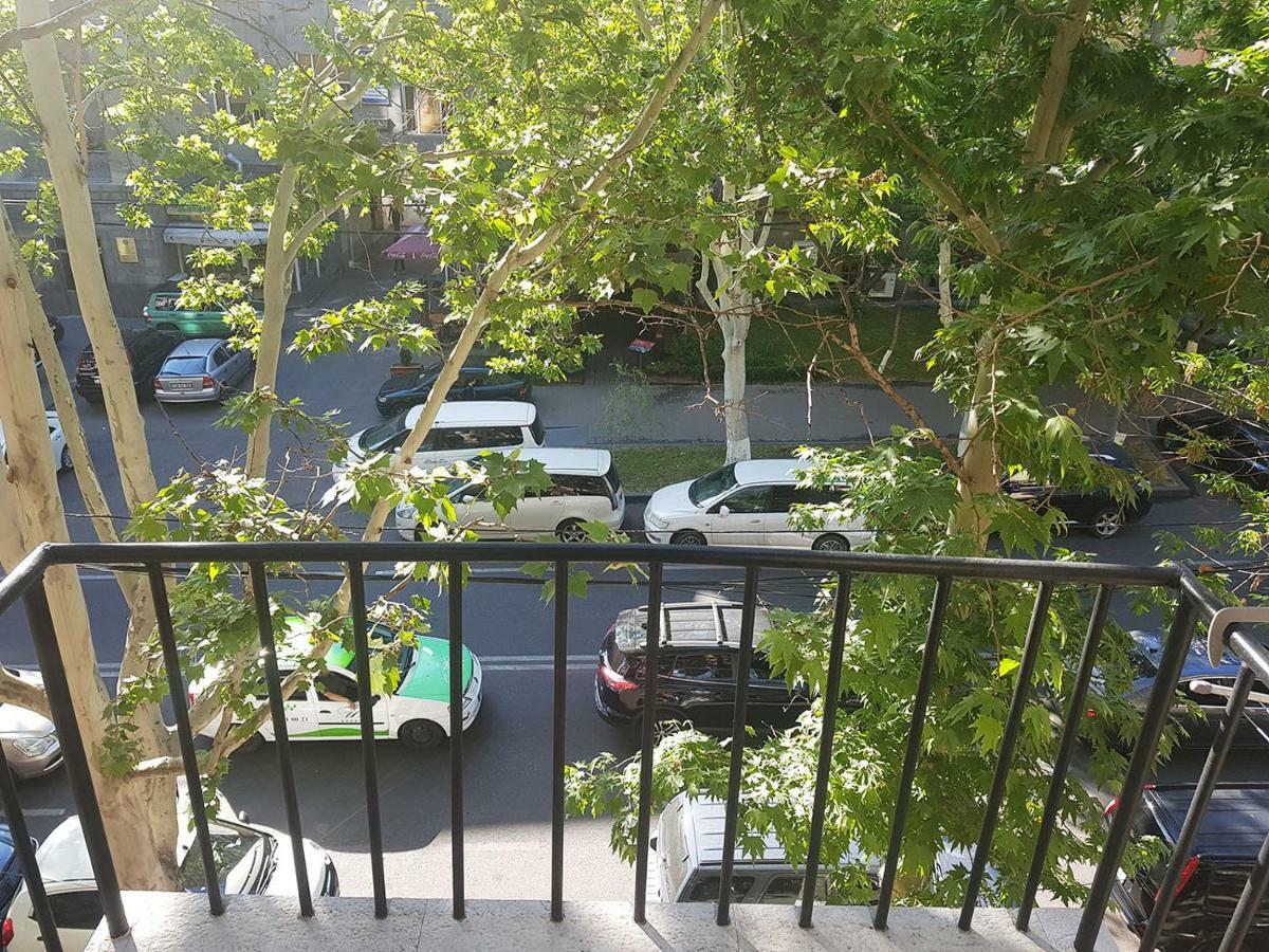 Cascade White Luxury Apartment Erevan Esterno foto